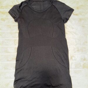 Lululemon Swiftly Tee